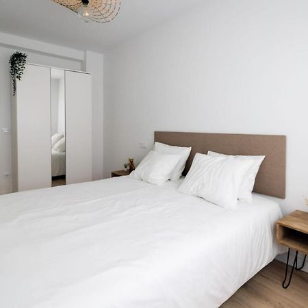 Lujoso Apartamento Entre 2 Playas Con Garaje, Wifi Gijón Exterior foto